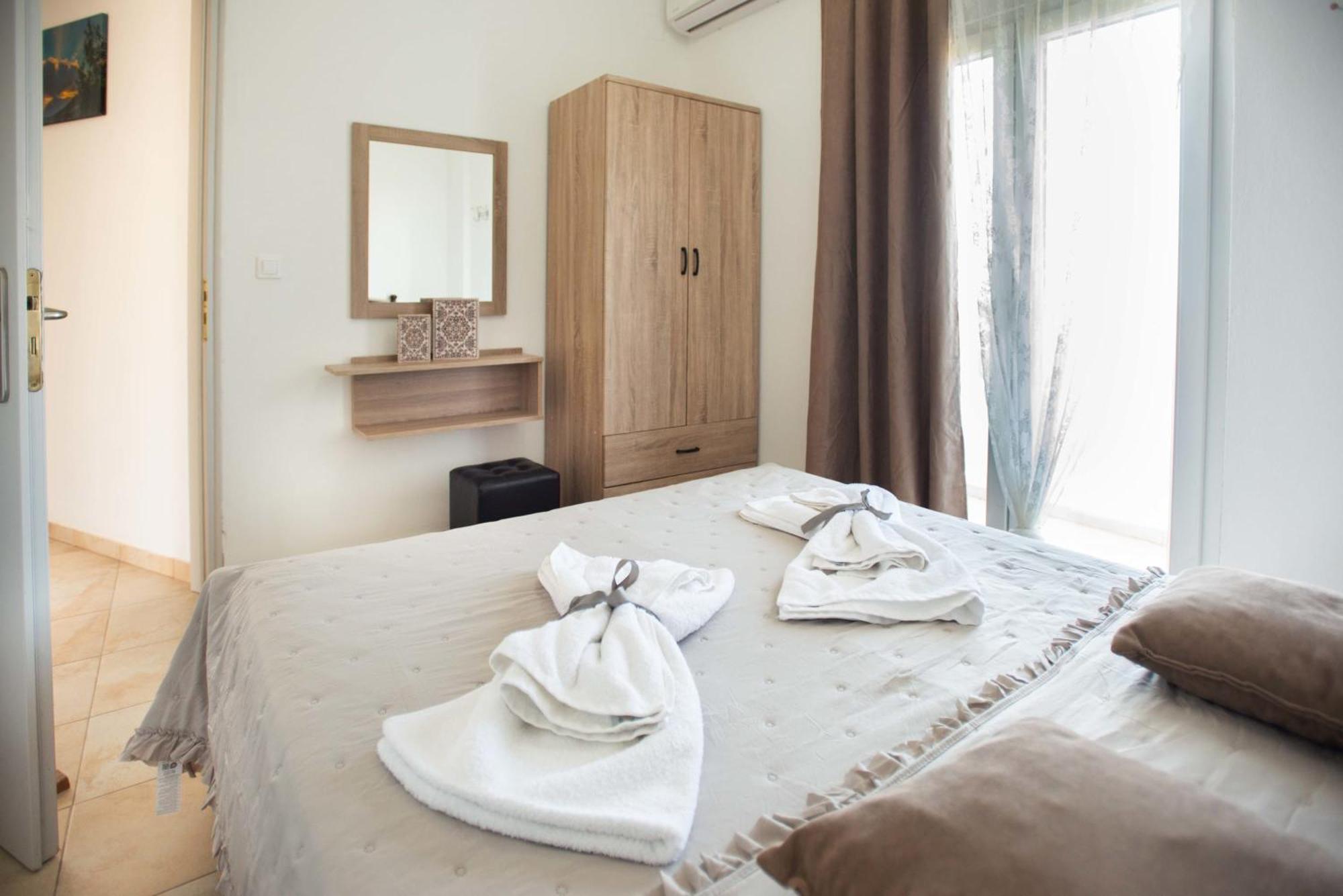Afrathias Beachhouse - Cretan Hideaway Kalamáki Kültér fotó