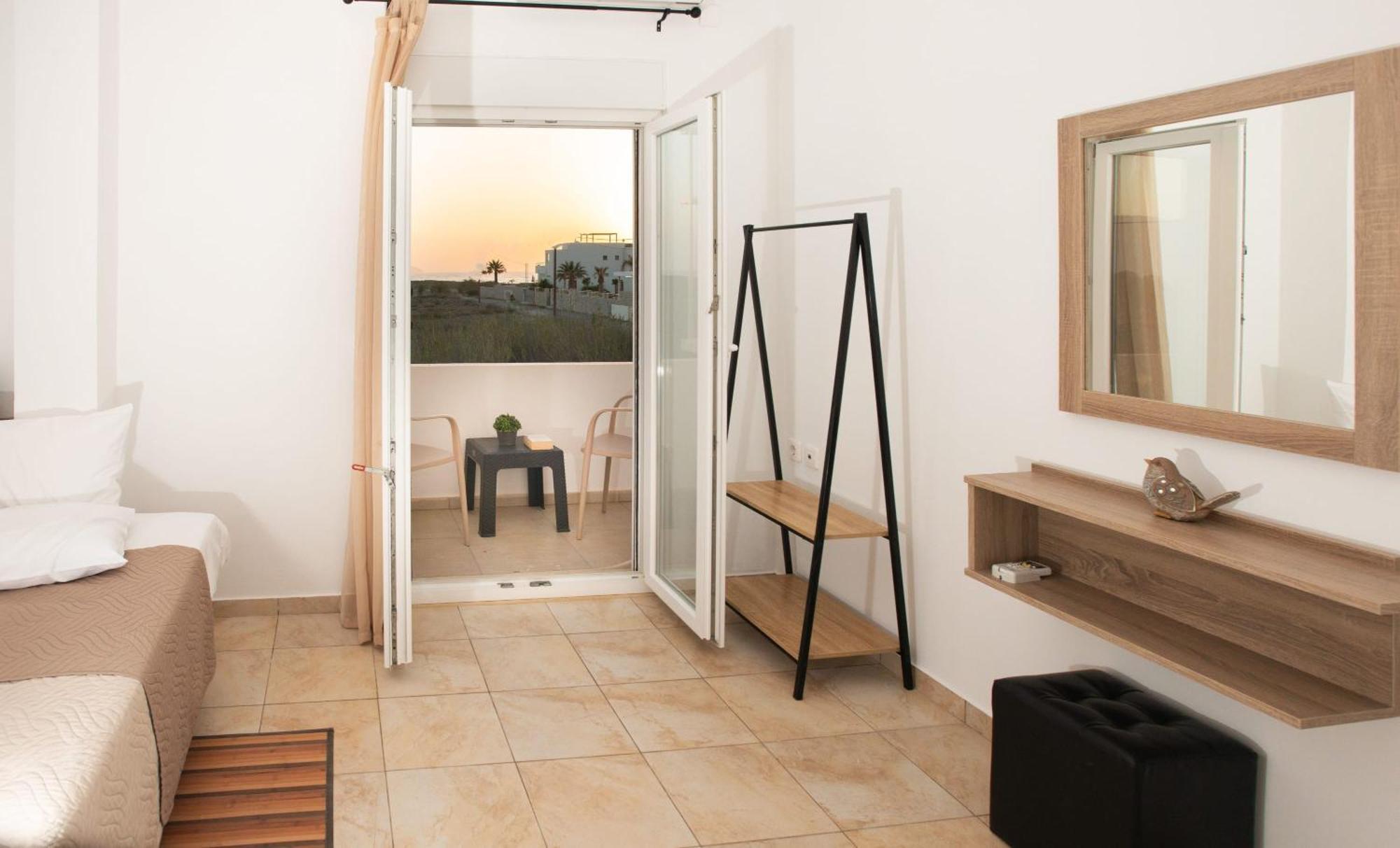 Afrathias Beachhouse - Cretan Hideaway Kalamáki Kültér fotó