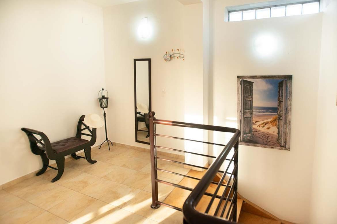 Afrathias Beachhouse - Cretan Hideaway Kalamáki Kültér fotó